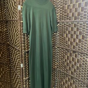 Zara Dark Green Short-Sleeve Maxi Dress